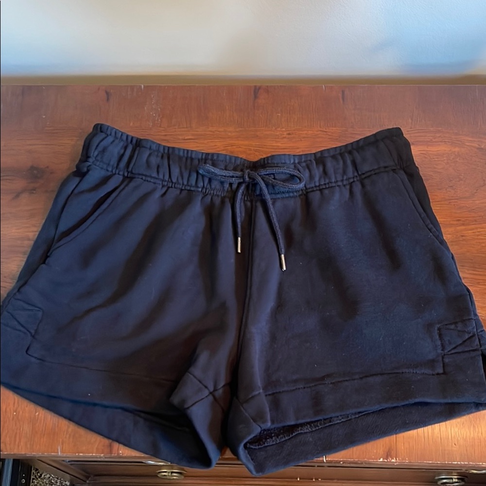 NEW Universal Thread Black Athletic Shorts with Elastic Waistband